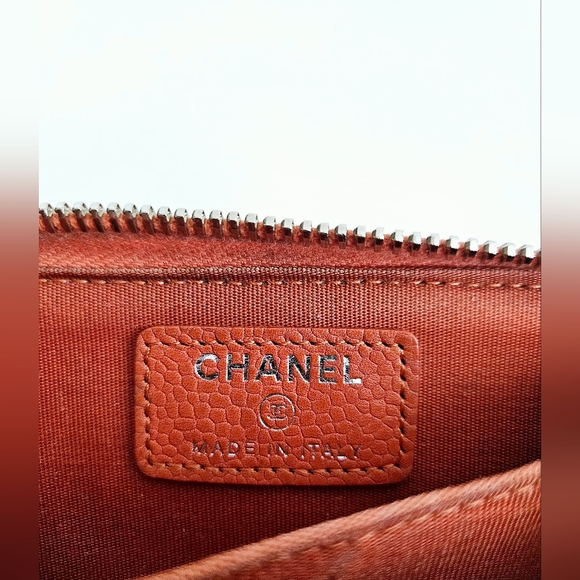 Chanel Coral Caviar Leather Card Holder Wallet - Picture 9 of 11